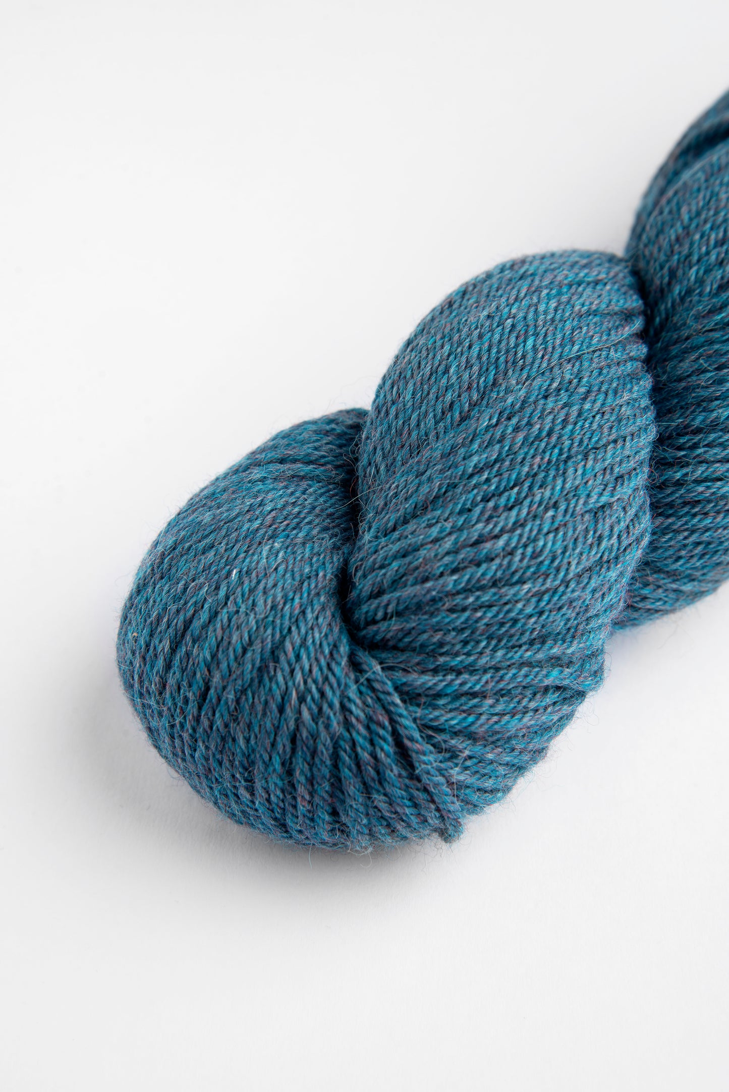 Amano Warmi 70% Baby Alpaca - 30% Merino Wool 100gr